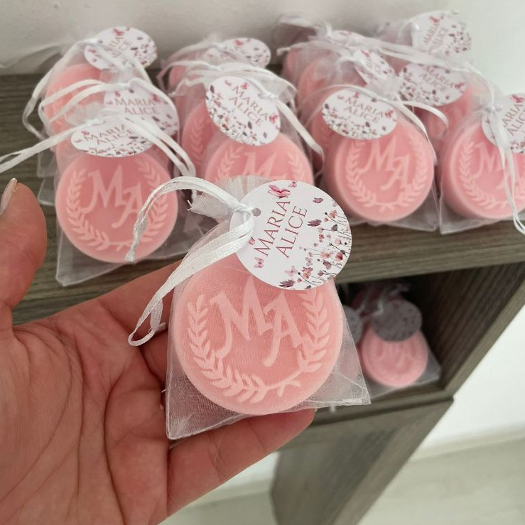 Sabonete Brasão 2 Letras Personalizado Saquinho de Organza 10/15/20/25/30/35/40/45/50