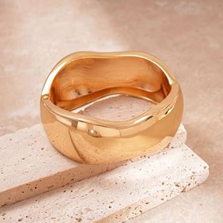 Pulseira Feminina Maximalista – Design Moderno e Estruturado, Fashion, Antialérgica e Sofisticada em Oferta na Shopee