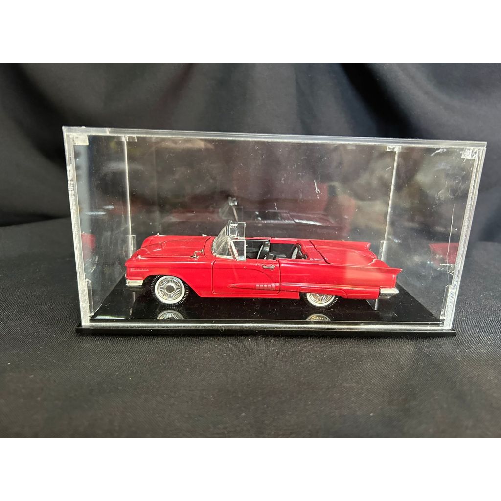 Miniatura Carro 1:32 Ford 58 Thunderbird Arko Products