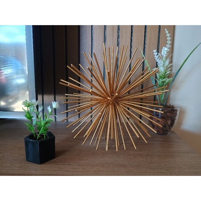 Escultura Ouriço decorativo de metal 20cm