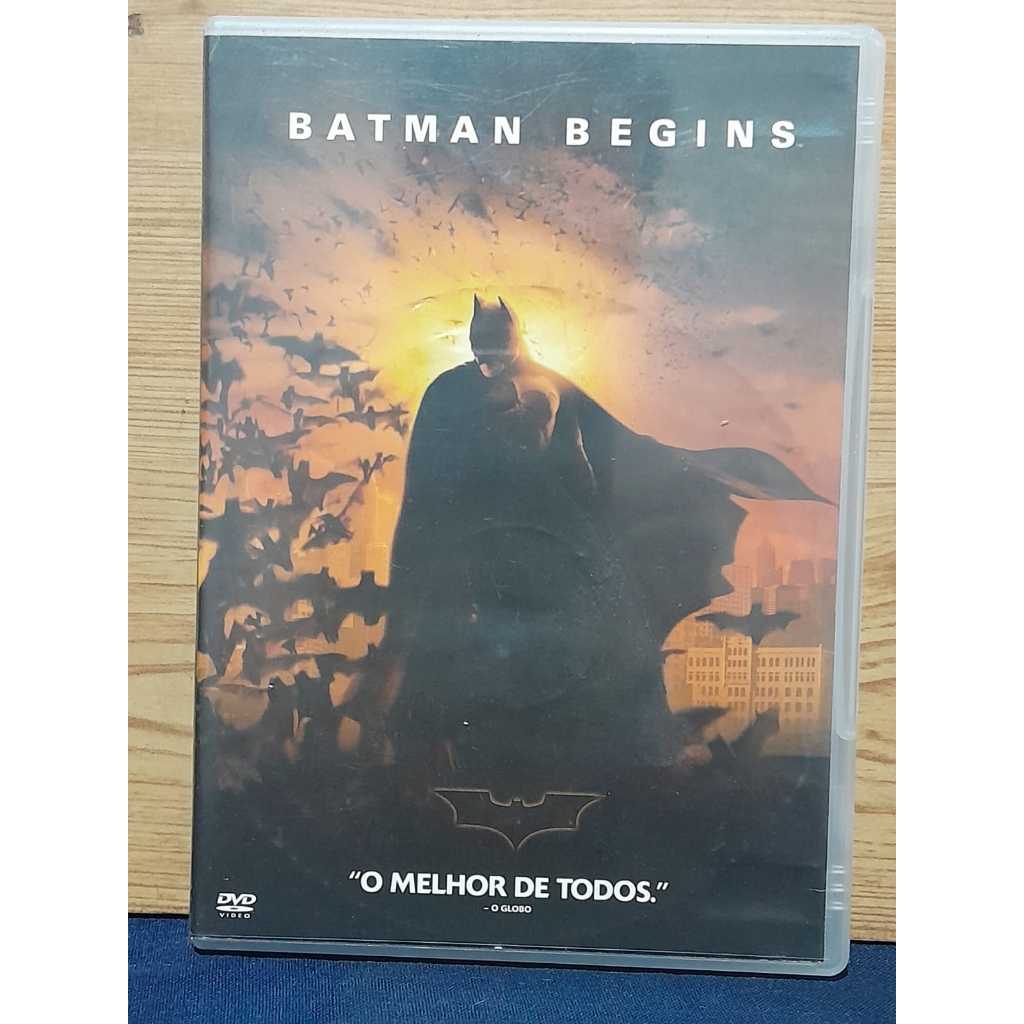 BATMAN BEGINS   CHRISTIAN BALE | MICHAEL CAINE | GARY OLDMAN   2005 / 140 MINUTOS   DVD   CX DVD25/ SH    DESCRIÇÃO:   E