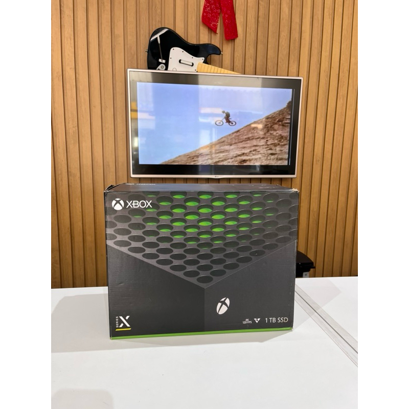Console Xbox Series X - Preto: 4K True Resolução, 120 FPS, Dolby TrueHD