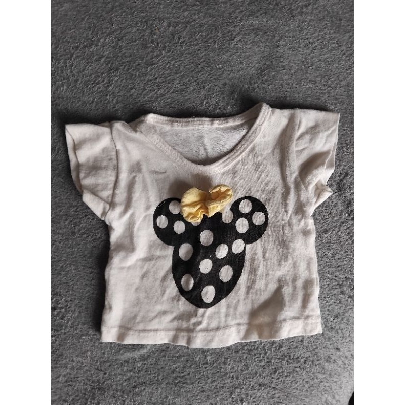 Camiseta bebe 0 a 3 meses brechó