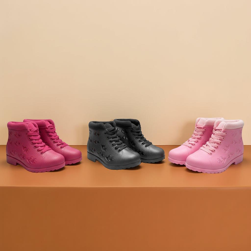 Botinha Infantil Coturno em PVC Antiderrapante Leve Confortável  - Micha Concept Store