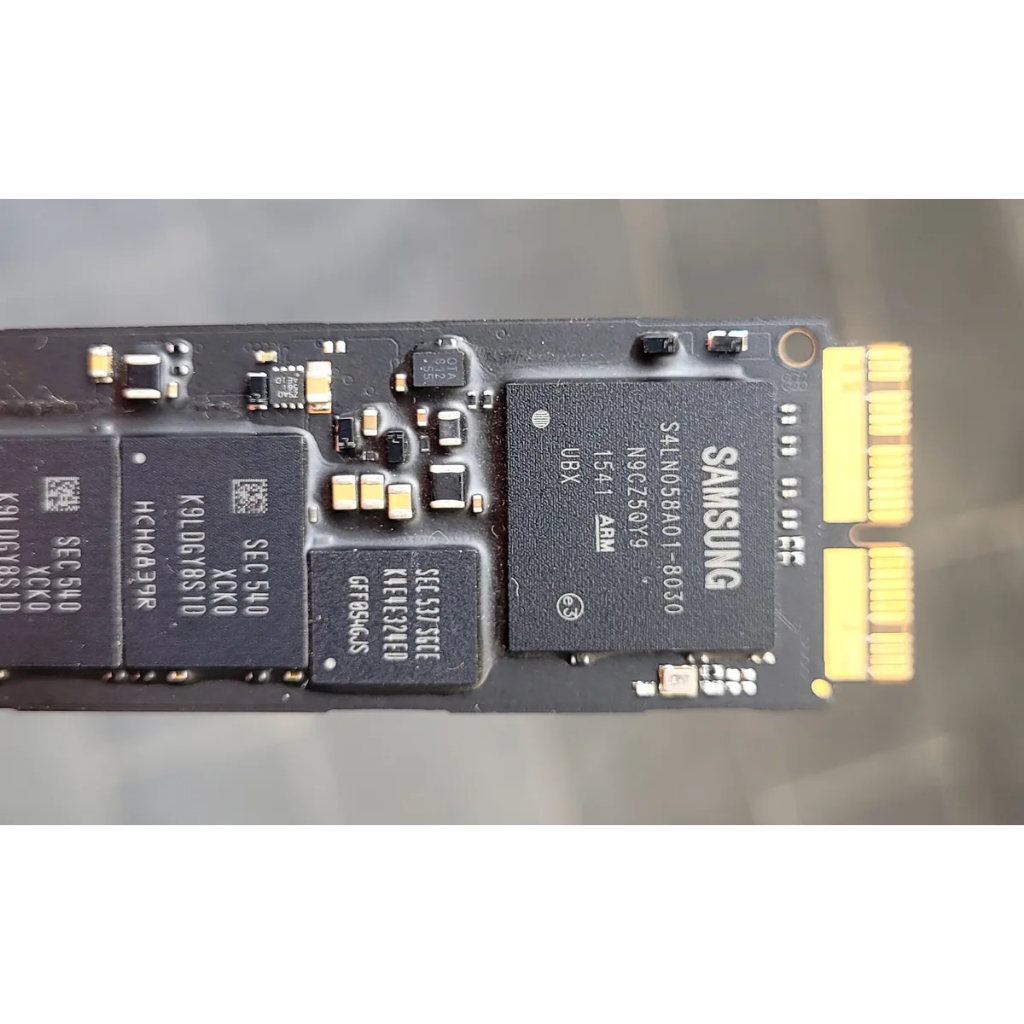 Ssd Samsung 128gb Para Macbook Pro/air 2013 2014 2015 Mz-jpv1280/0a4 Preto