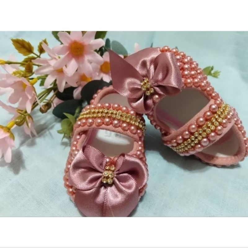 sapatinho para bebê menina rosê, sapatinho customizado princesa