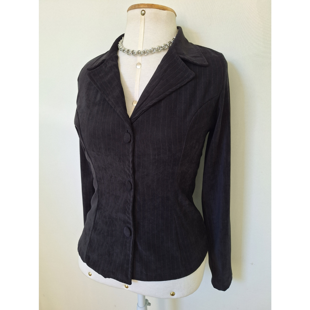 BLAZER PRETO AVELUDADO RISCA DE GIZ
