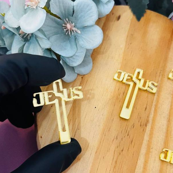 Aplique Cruz Jesus Acrilico Espelhado Dourado 4cm Personalizado de Luxo Decoração Festa Lembrancinha