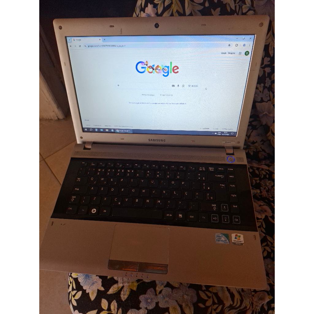SEMI-NOVO NOTEBOOK SAMSUNG RV11 TOP