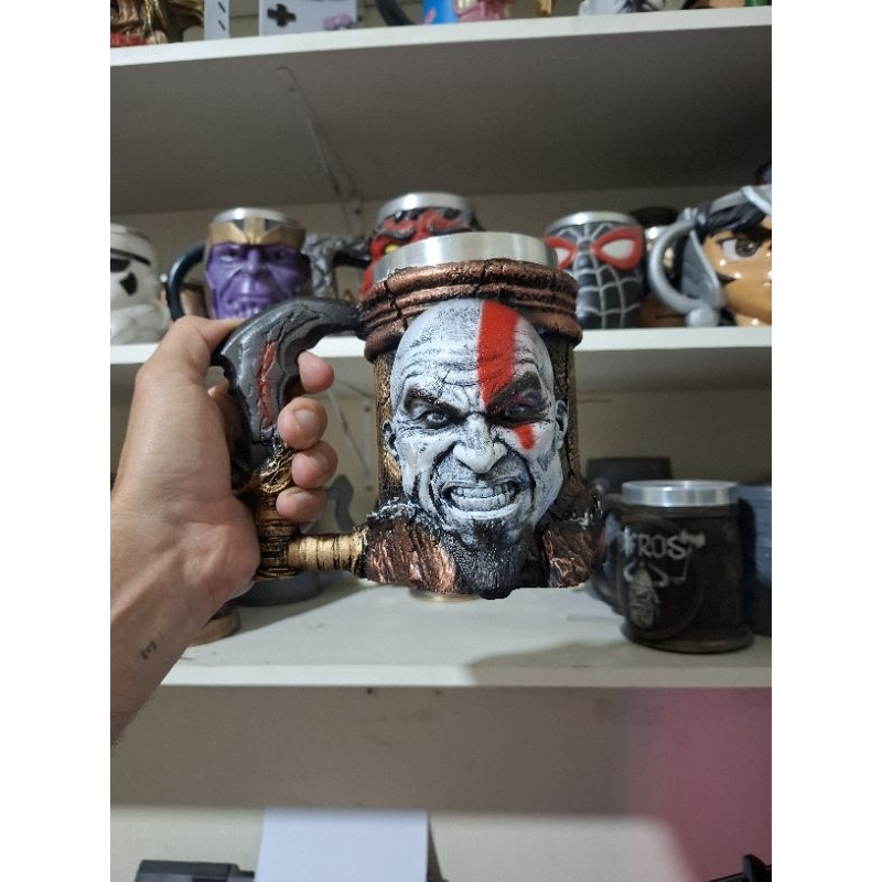 Chopeira Caneca Kratos God of War – 500 ml Alumínio – Geek Gamer Presente Criativo