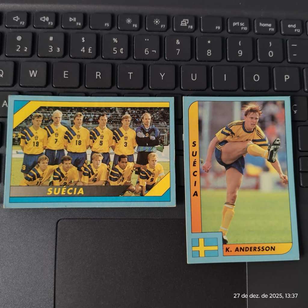 Coleção Futebol Cards Multi Editora. 2 cards da Seleção da Suécia. Copa EUA ano 1994.
