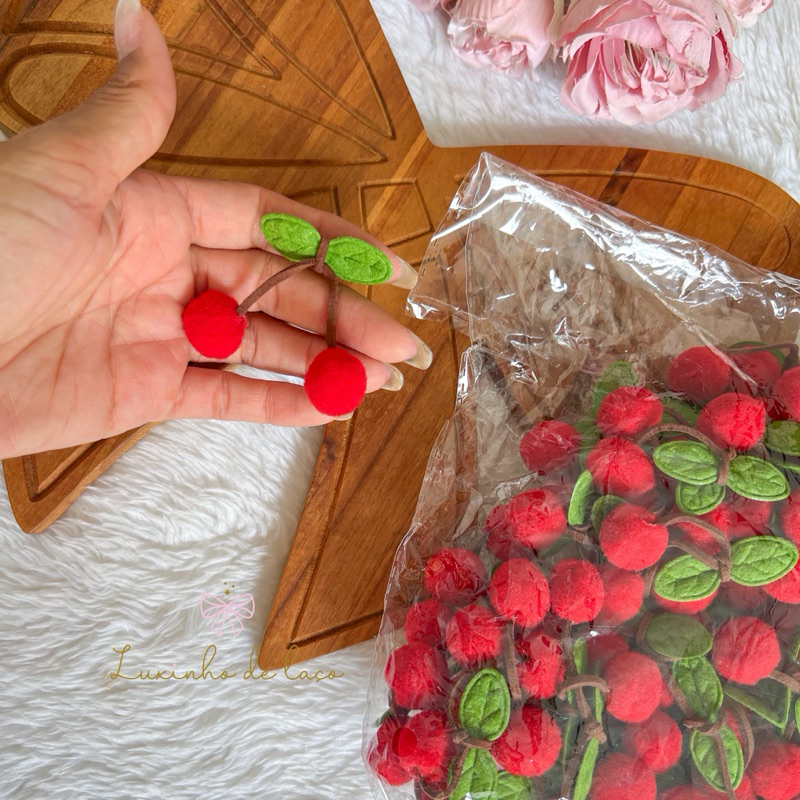 Aplique cereja Pom pom laços e artesanato aplique para laços e artesanatos. em Oferta na Shopee