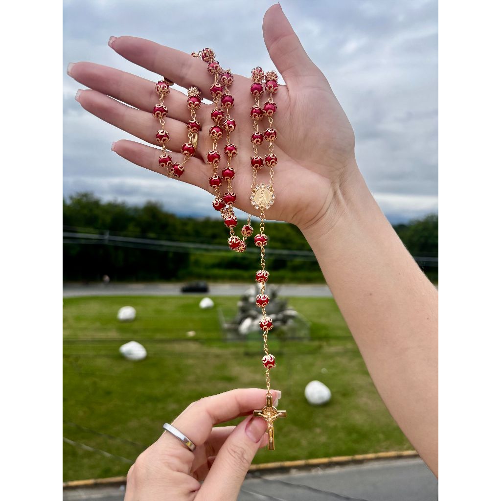 Terço Nossa Senhora Aparecida Pérolas Presente Religioso em Oferta na Shopee