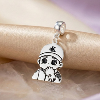 Berloques Membros BTS | Semijoia Fanmade Army | Design Exclusivo Crissá | Banho Prata 925 | Charm Army em Oferta na Shopee