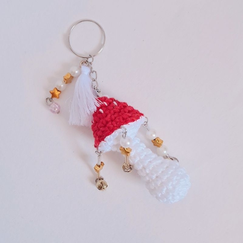 Chaveiro Cogumelo Crochê Amigurumi Enfeite Mochila Com Guizo