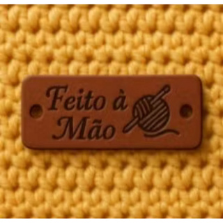 kit Contendo de 10 a 100 Etiquetas de Couro sintético para Crochê e Artesanato personalizado com frases prontas em Oferta na Shopee