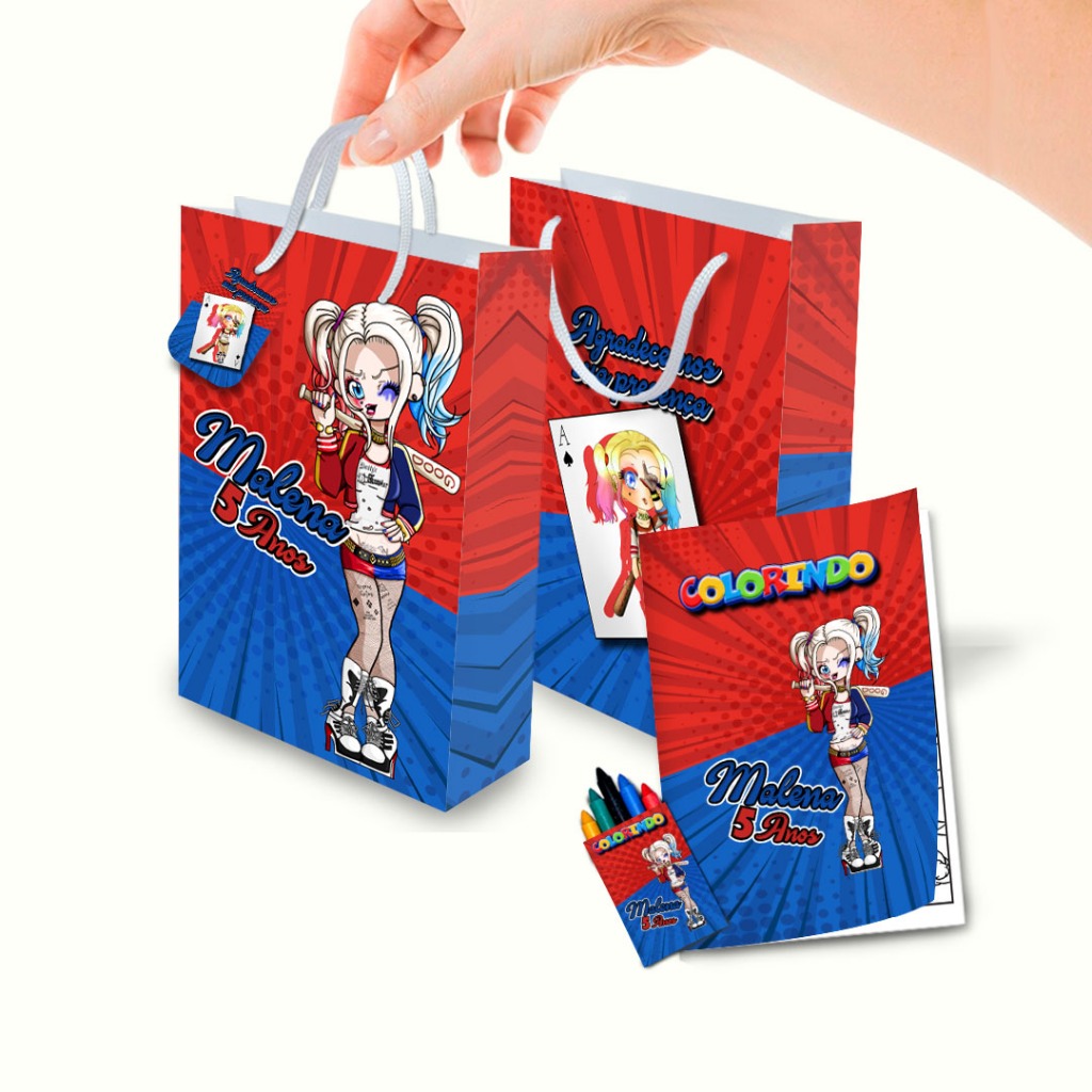 Sacolinha com Livro Colorir e Giz Personalizado Arlequina Lembrancinha Festa Aniversário Infantil