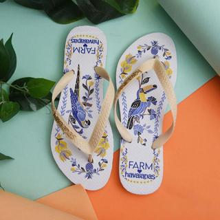 Chinelo Feminino Estampa Tropical: A Cor do Verão Brasileiro