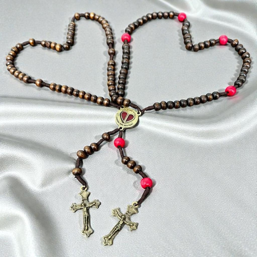 Terço do Casal em Madeira com Medalha em Metal POR ONDE FOR QUERO SER SEU PAR | Casamento em Oferta na Shopee