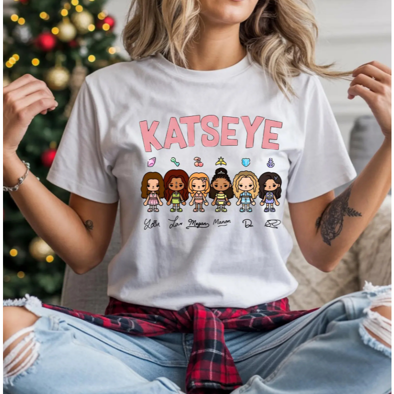 Camiseta Feminina Estilo KATSEYE Música Pop Visual Urbano