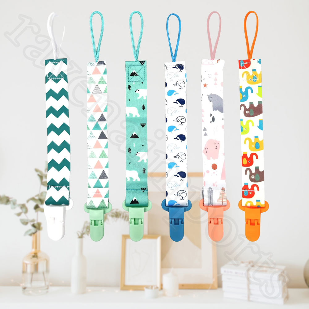 Suporte para Chupeta de Bebê com Estampa Fofa para Menino e Menina - com Clipe, Trava e Prendedor