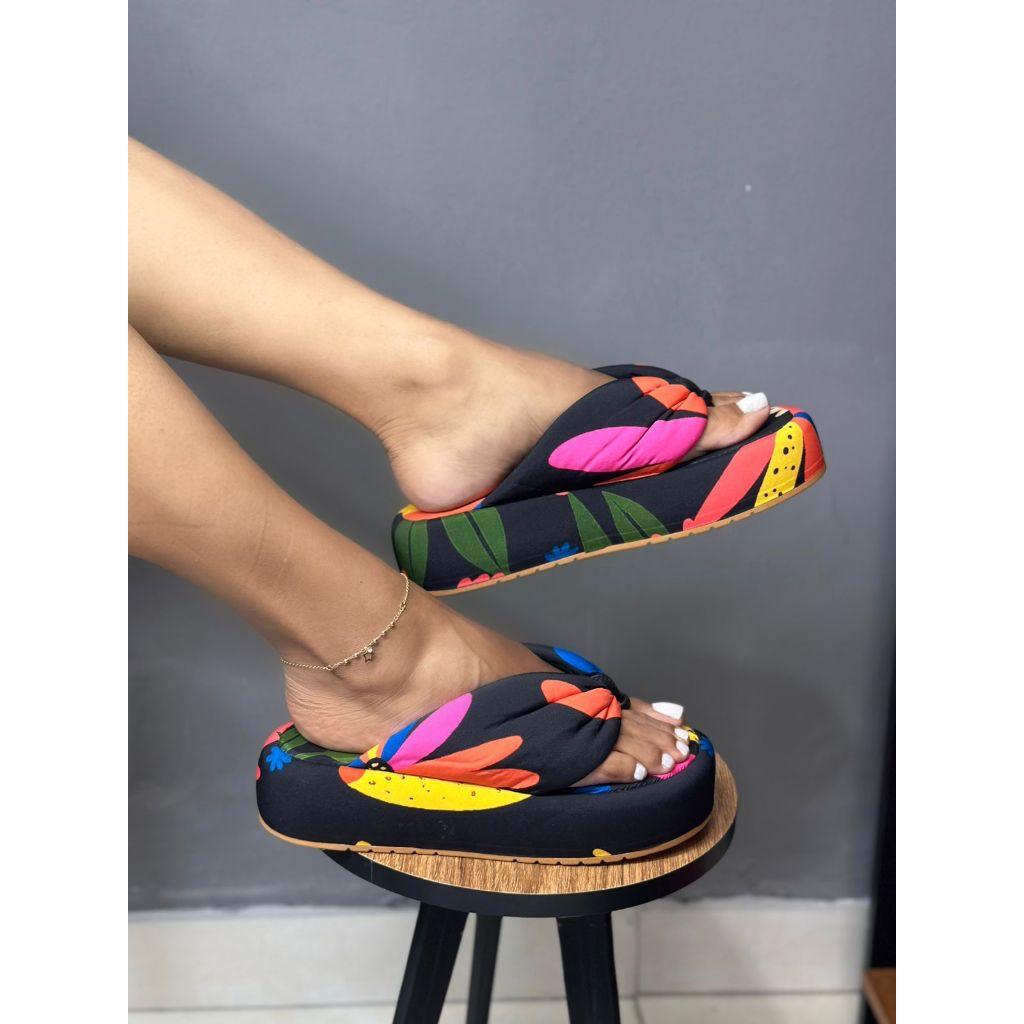 Sandália Feminina Dedinho Flat Blogueira da Moda Estampa Verão em Oferta na Shopee