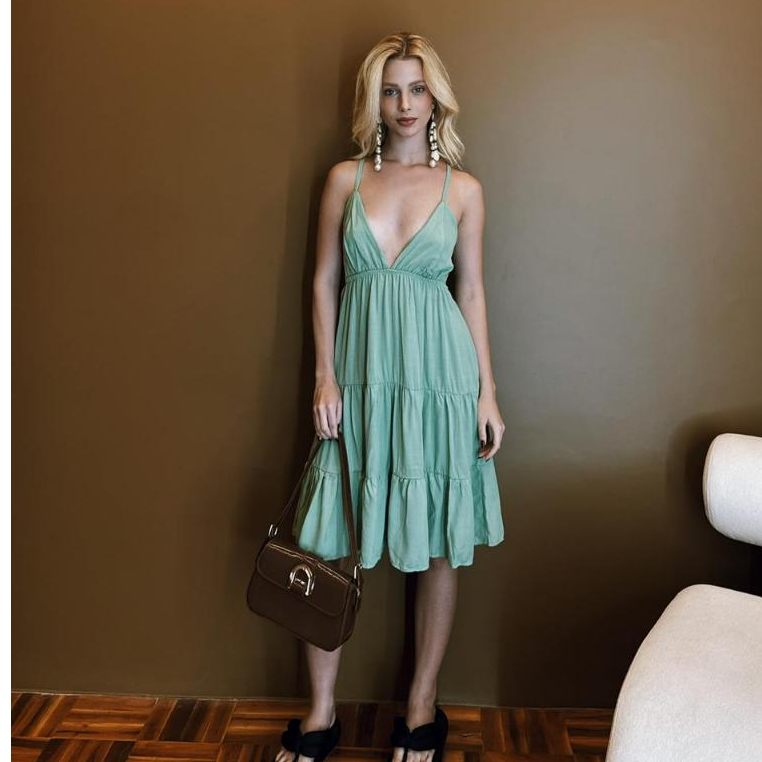 Vestido Curto Viscolinho Decote V Luna Leve Soltinho Verão Casual Blogueira Cores Alcinha Elegante