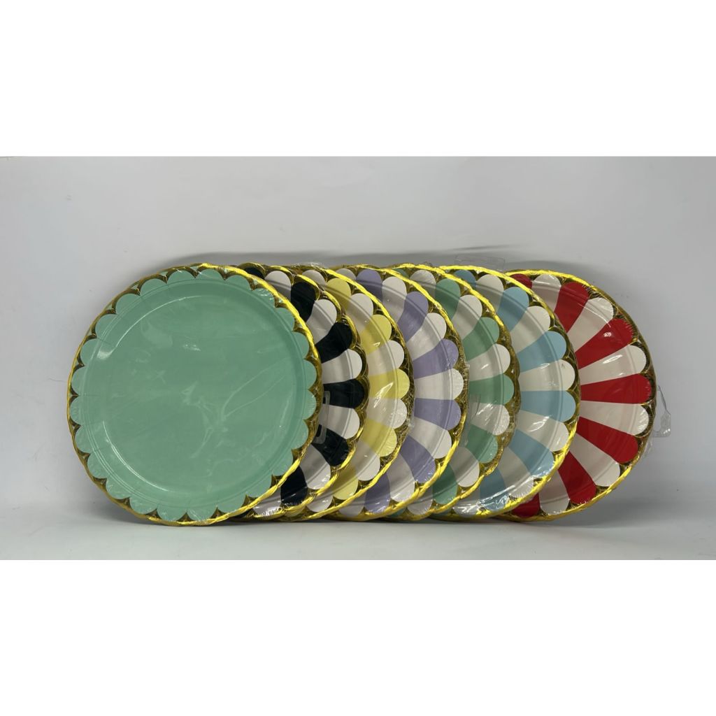 PRATO DE PAPEL COM BORDAS DOURADA PCT COM 10 UNIDS   23CM