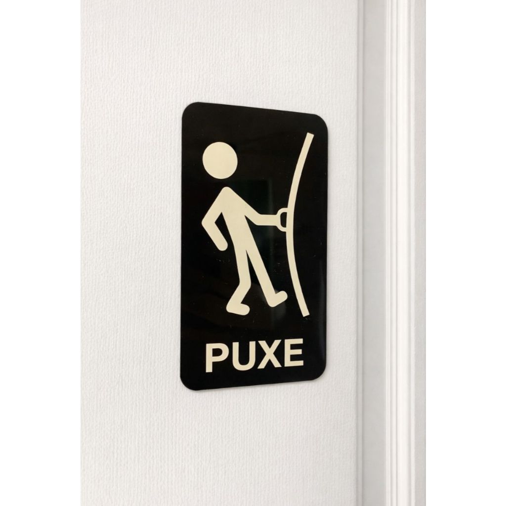 Kit  Placa Puxe/Empurre em Acrílico Preto com Gravação a Laser 9x15 em Oferta na Shopee