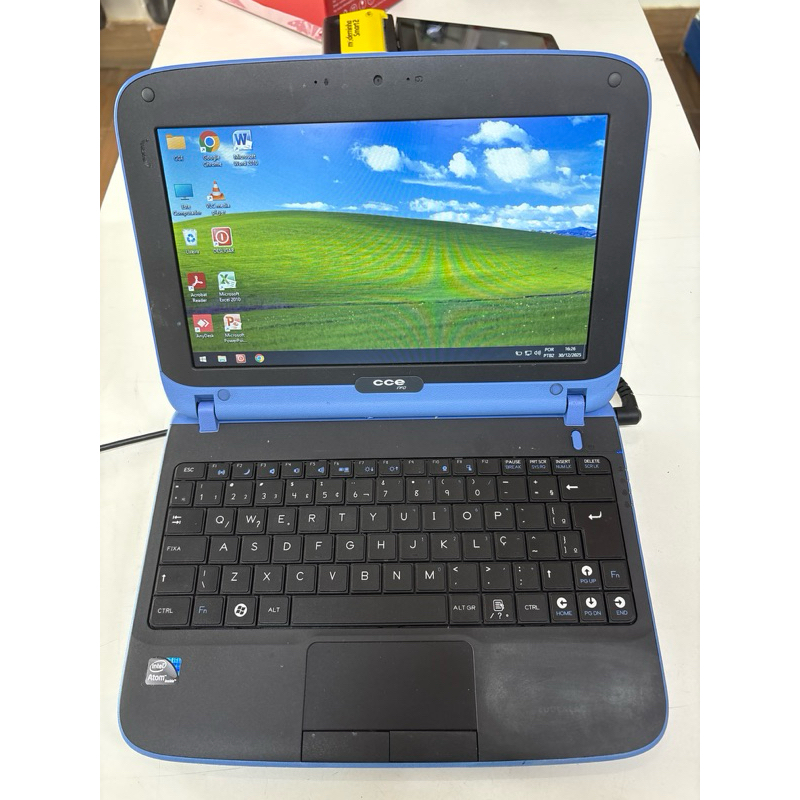 notebook netbook tela 11 CCE INTEL ATOM n2600 2gb ram HD 320gb sem carregador sem bateria já com Windows 10 e programas