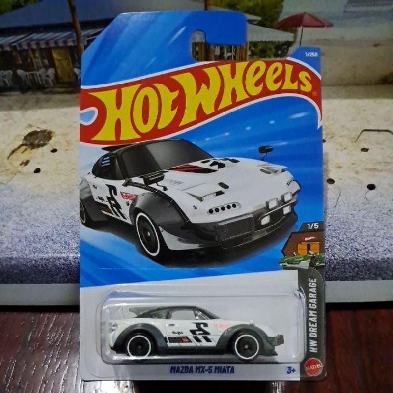 Hot Wheels Mazda Mx5 Miata Hw Dream Garage