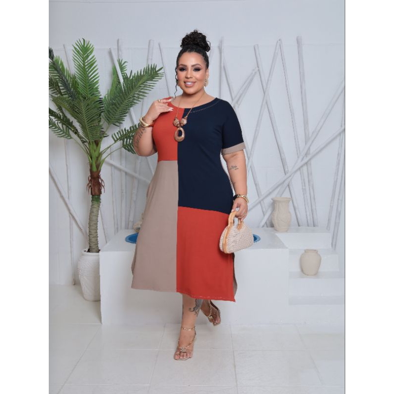 vestido plus size Modelo tricolor midi com bolso manga Japonessa ,tamanho unico veste do 46 ao 52.