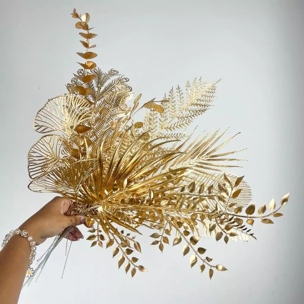 Kit 3 a 12 Flor Artificial Dourada Folhas Diversas Para Decoração De Natal Casa Casamento -JZ803068 em Oferta na Shopee