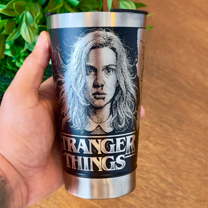 Copo Térmico 473ml Gravação 360 Graus  STRANGER THINGS