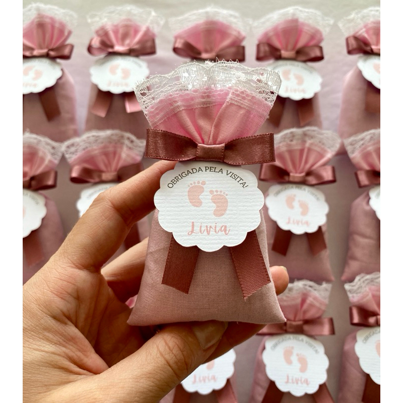 Kit Sachê Perfumado Personalizado Lembrancinha Luxo com Nome | Aniversário Maternidade Chá de Bebê | Pezinho Delicado