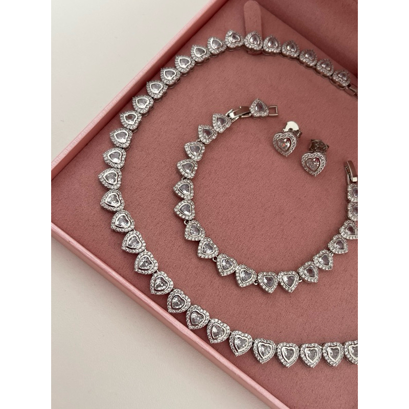 Conjunto Colar + pulseira + brinco Ariana em Oferta na Shopee