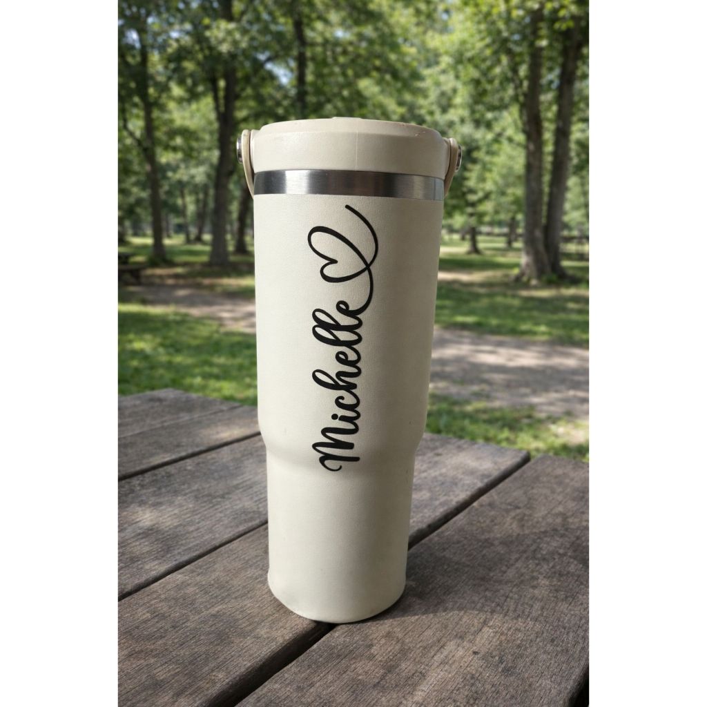 O que é Copo para Lembrancinha Personalizado? Guia e Onde Comprar | BuscaProdutos