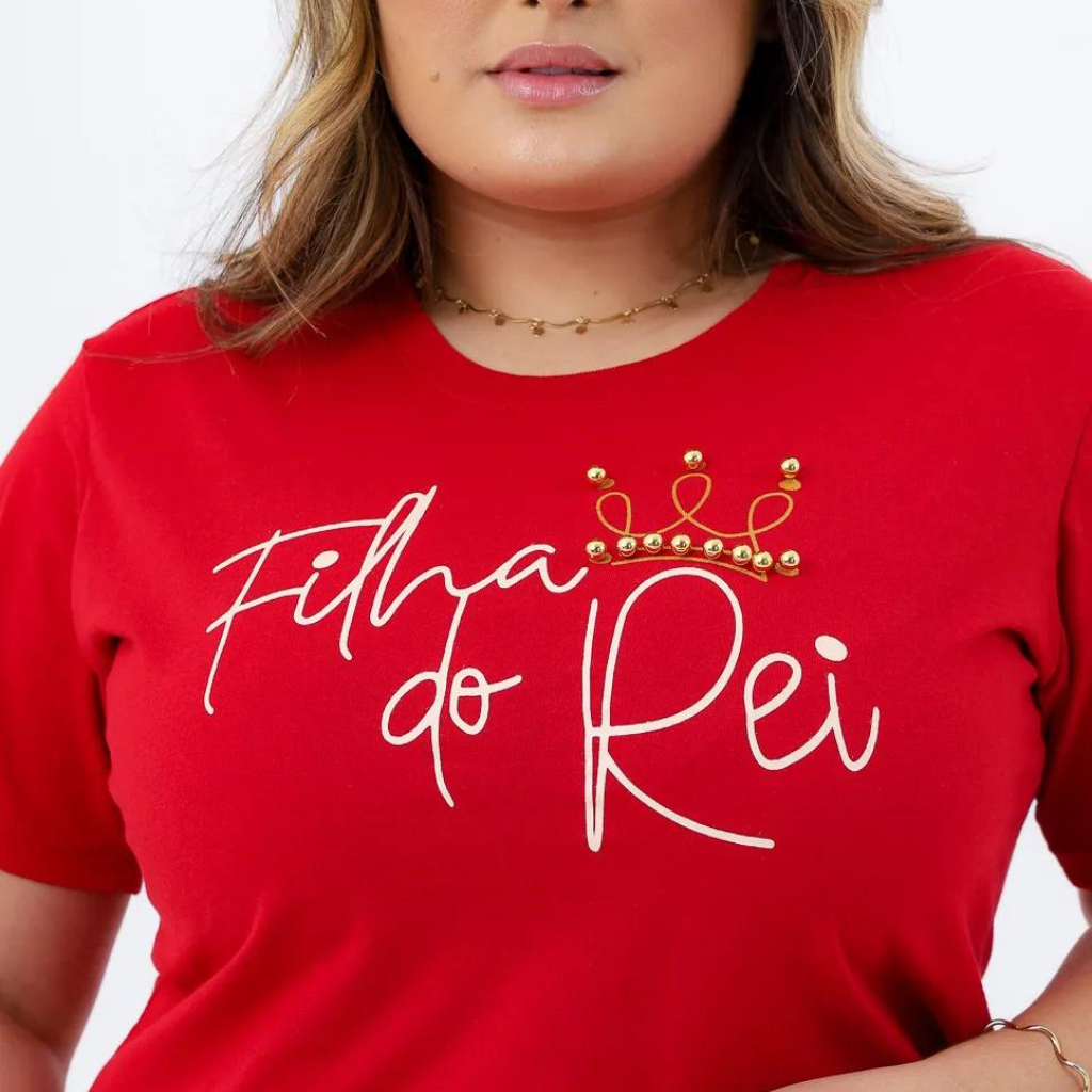 Camiseta Cristã Feminina Filha do Rei Vermelho Rubi 100% Algodão com Pérolas