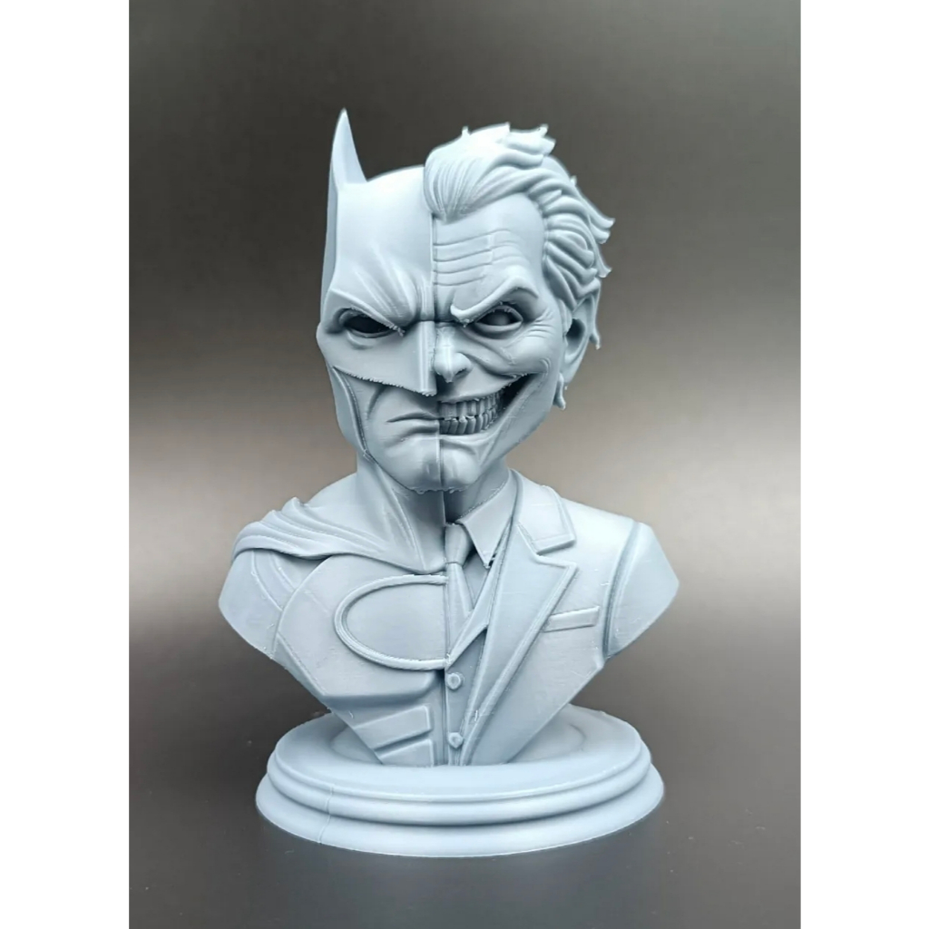 Busto batman e coringa em 3d com 15cm altura em Oferta na Shopee