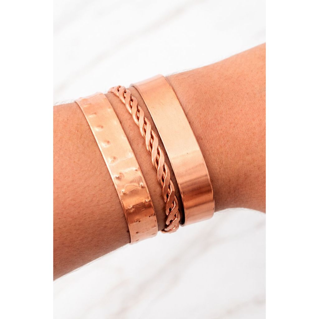 Trio de Pulseira/ Bracelete em Cobre Puro Modelo Lisa, Martelada e Trançada 3 fios em Oferta na Shopee