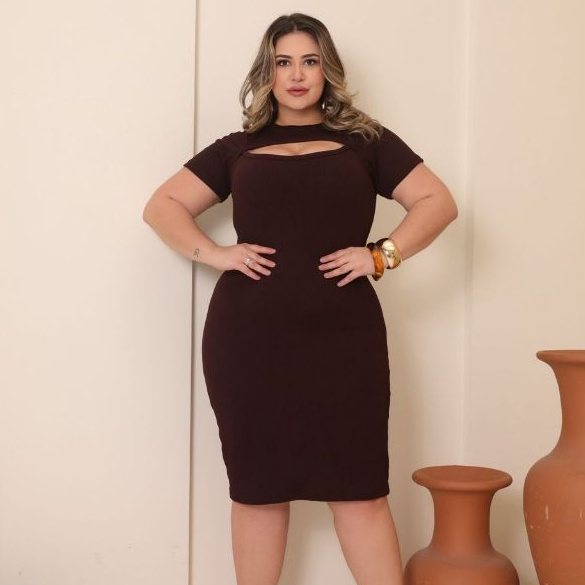 Vestido Plus Size Midi Feminino Manga Curta e Decote Vazado Elegante GG G1 G2