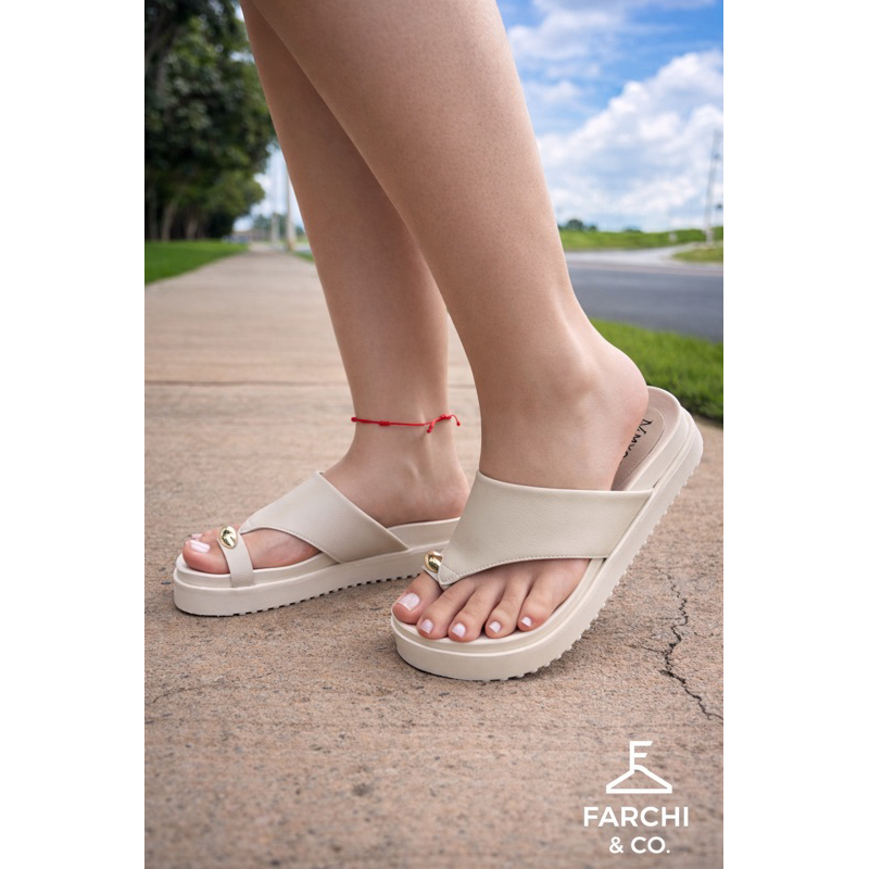 Papete Sandália Birken Confortável Verão | Rasteira Versátil com Enfeite no Dedão em Oferta na Shopee