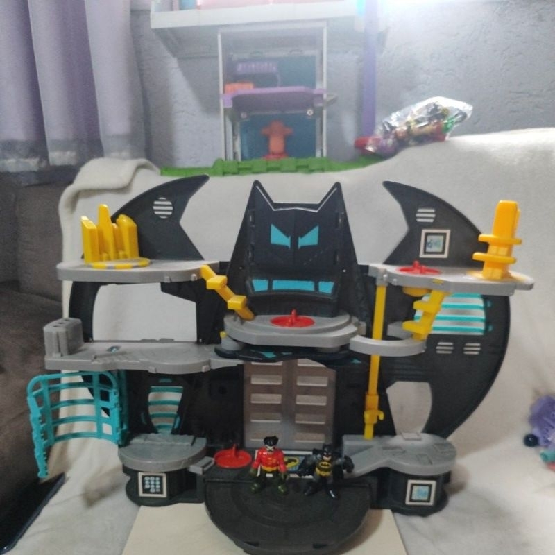 Brinquedo Imaginext Batcaverna: Onde Comprar | BuscaProdutos
