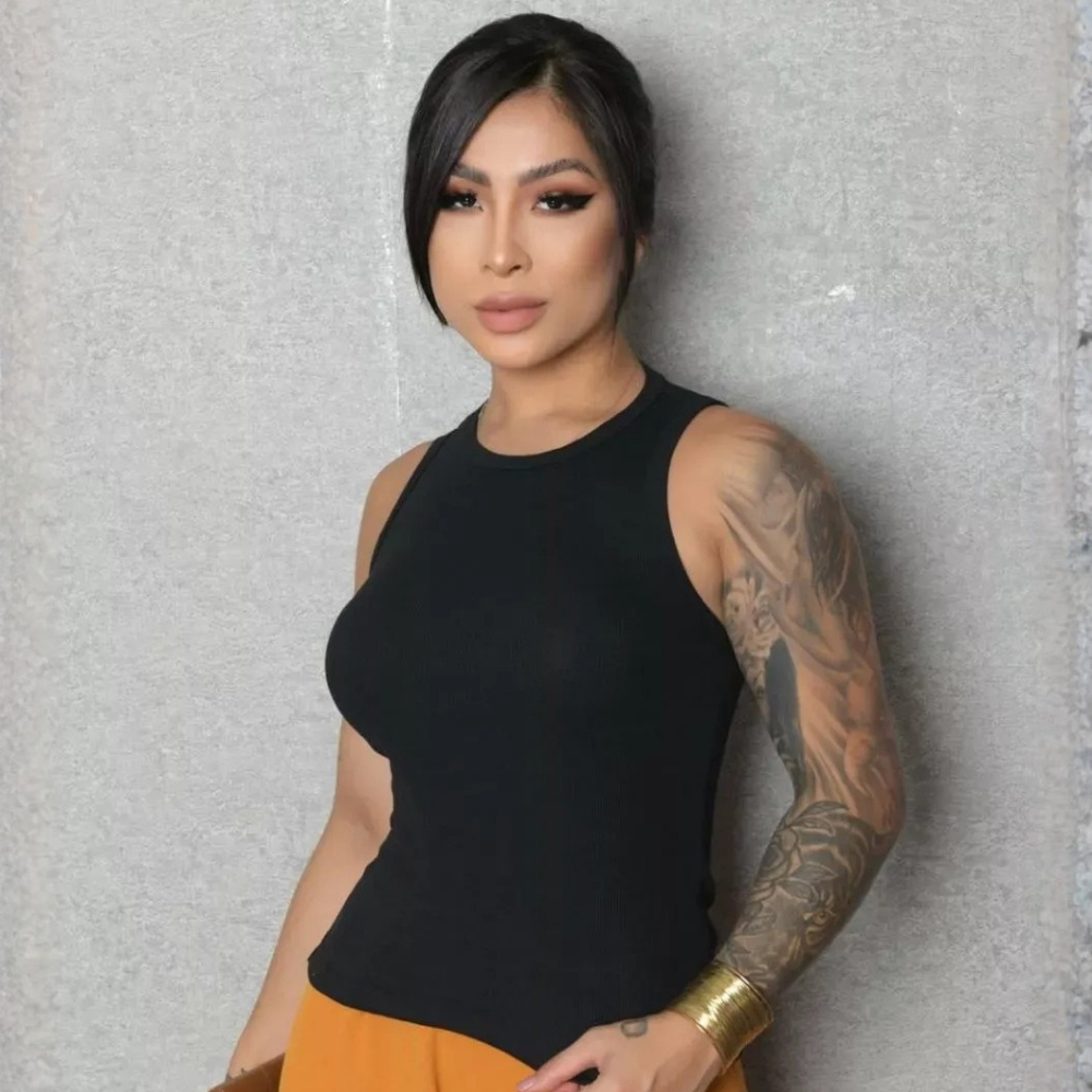Blusa Regata Feminina Canelada Ribana Algodão Básica Ajustada Confortável