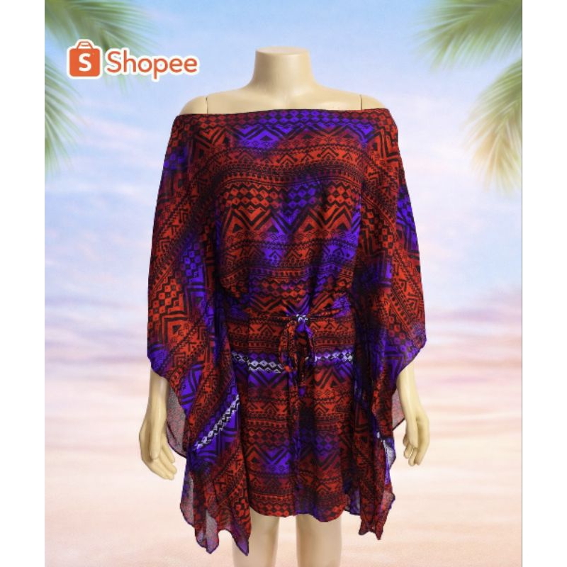 Saída de Praia Sant’Aloha Kaftan Estampada com Manga Morcego e Amarração na Cintura – Peça Nova com Etiqueta
