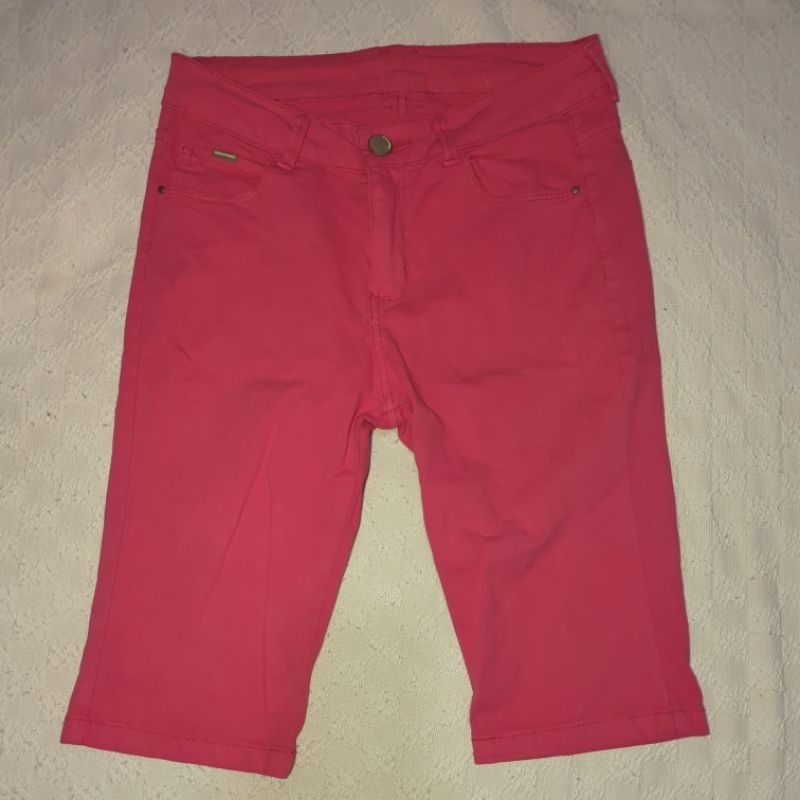 Bermuda Feminina Rosa Pink com Bolsos Tamanho 38