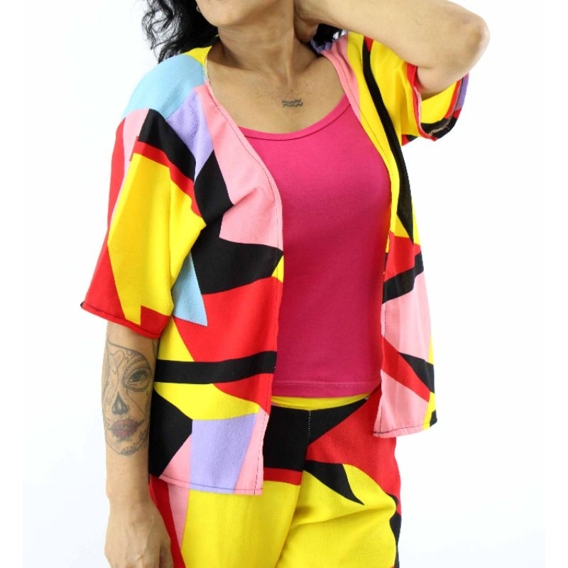 Conjunto Feminino 2 Peças — Blusa  Kimono e Short Estampado | Confortável e Estiloso
