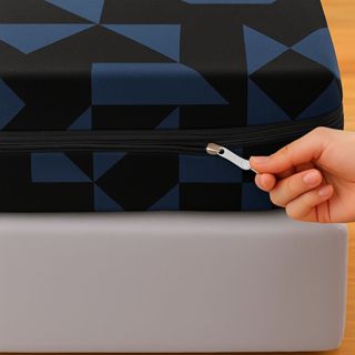 Kit 2 Capas para colchão casal padrão estampada com zíper reforçado em Oferta na Shopee