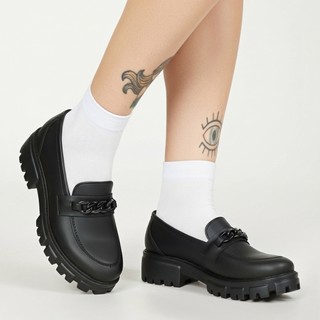 Sapato Mocassim Feminino Tratorado Sola Alta Com Detalhe Corrente Máximo Conforto Dia a Dia