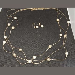 Colar Duplo com Pérolas + BRINCOS FOLHEADOS A OURO 18K em Oferta na Shopee